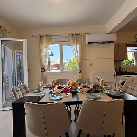 Eden Palms, Coral-bay, Pool Βίλα *