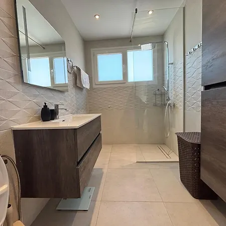 Eden Palms, Coral-bay, Pool