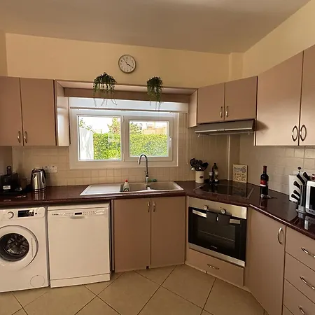 Βίλα Eden Palms, Coral-bay, Pool Πέγεια