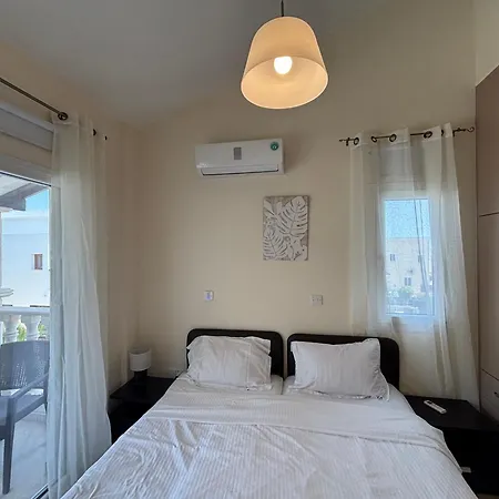 Eden Palms, Coral-bay, Pool * Πέγεια