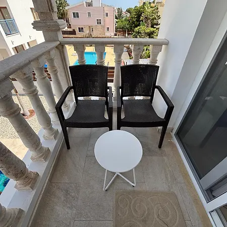 Eden Palms, Coral-bay, Pool Πέγεια