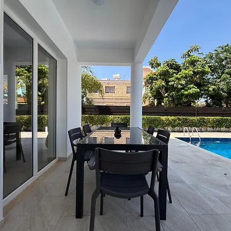 Eden Palms, Coral-bay, Pool