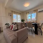 Eden Palms, Coral-bay, Pool * Peyia