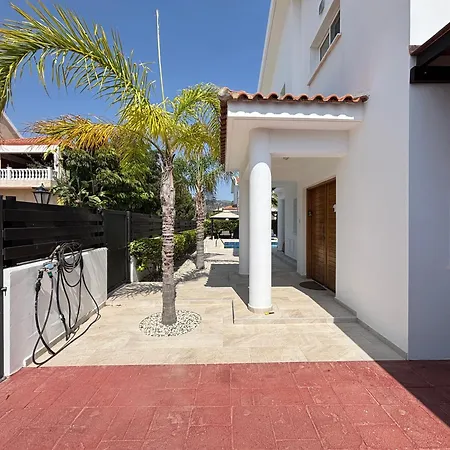 Eden Palms, Coral-bay, Pool Вилла Пейя