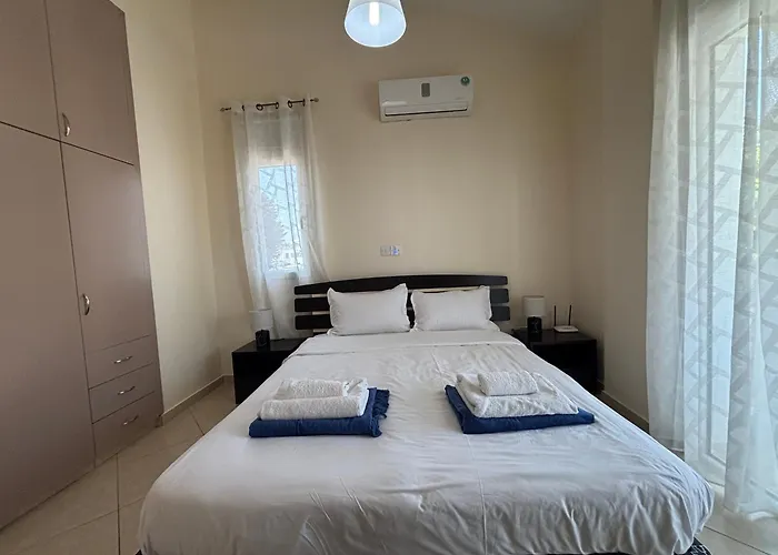 Eden Palms, Coral-bay, Pool Vila *