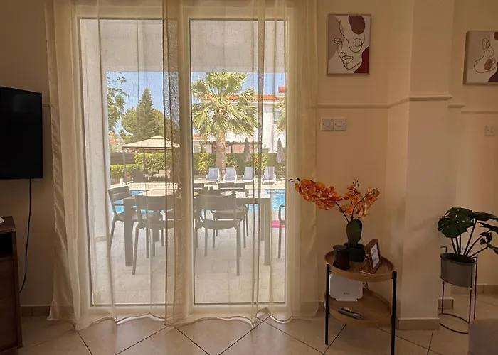 Eden Palms, Coral-bay, Pool Vila *