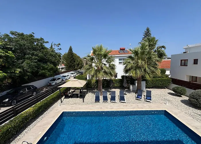 Eden Palms, Coral-bay, Pool Pegeia