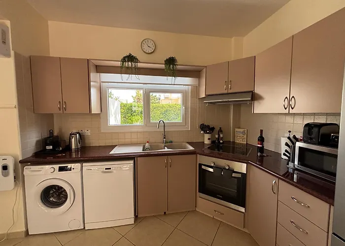 Vila Eden Palms, Coral-bay, Pool Pegeia