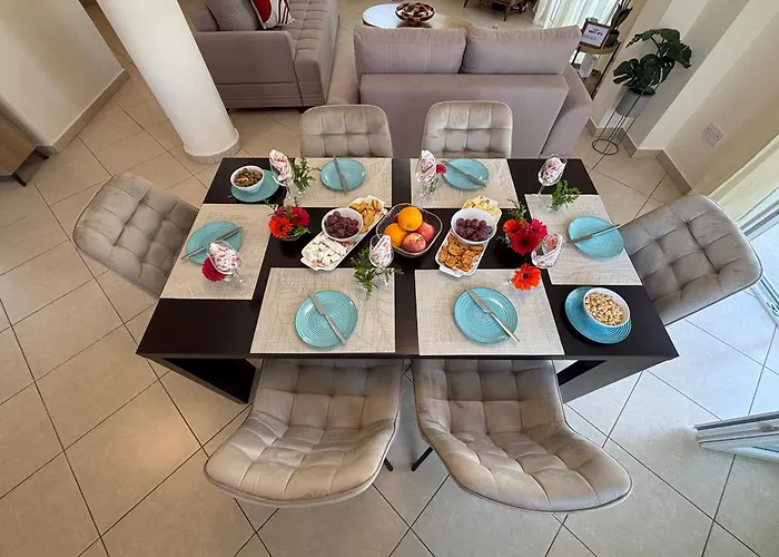 Vila Eden Palms, Coral-bay, Pool Pegeia