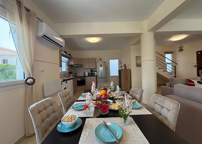 Eden Palms, Coral-bay, Pool Vila *