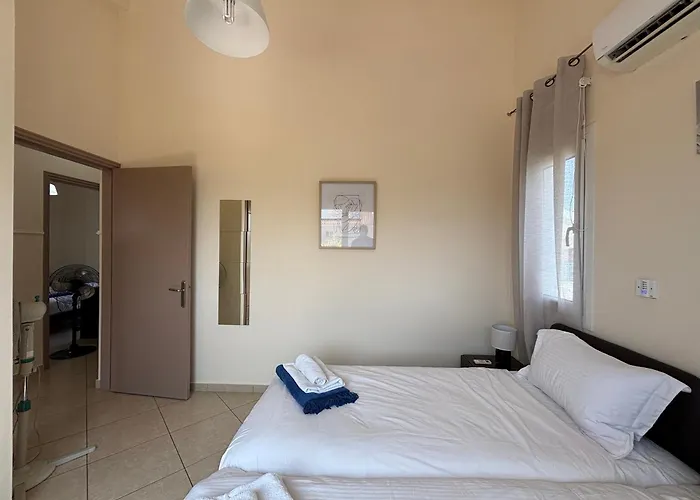 Eden Palms, Coral-bay, Pool Vila *