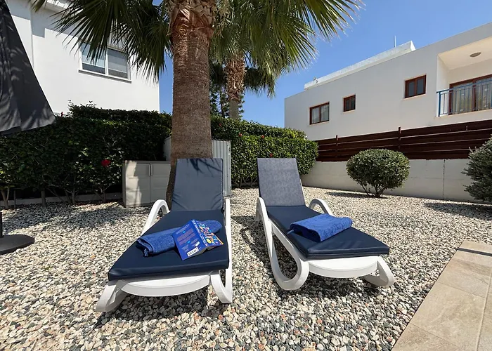 Eden Palms, Coral-bay, Pool Pegeia