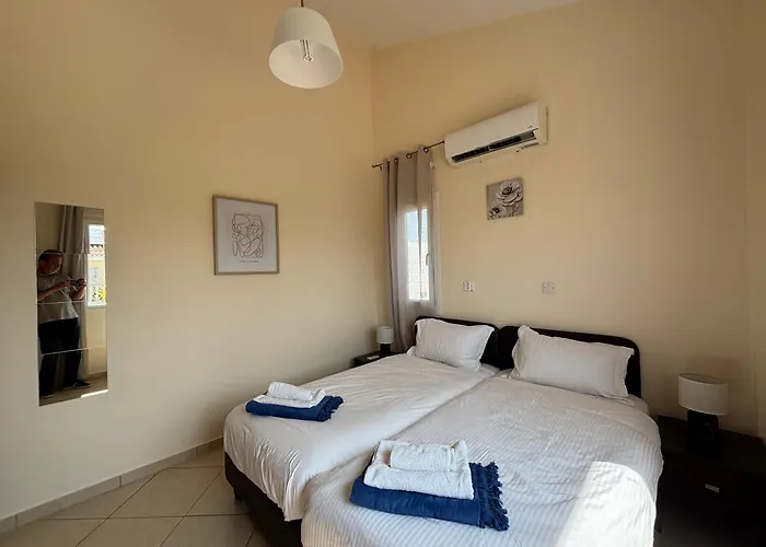 Eden Palms, Coral-bay, Pool Vila *